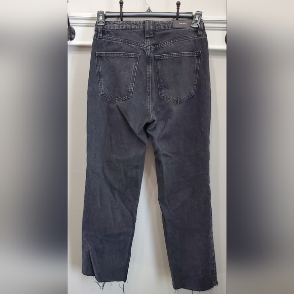 ZARA BLACK HIGH WASTED FRINGED ANKLE MOM JEANS - Picture 2 of 5